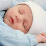 صوره عن تعرق الرأس اثناء النوم عند الاطفال.. الاسباب وطرق التعامل