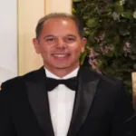 صوره عن رامي إمام يكشف حقيقة تقديم فيلم وثائقي عن حياة الزعيم عادل إمام.. ومفاجأة بشأن موعد التنفيذ