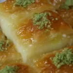 صوره عن طريقة عمل الجلاش الحلو بالقشطة بطعم زمان