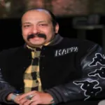 صوره عن محمد ثروت يتصدر التريند بسبب إفيه في جامعة بني سويف تضعه في موقف محرج.. وزوجته تكشف تفاصيل الأزمة