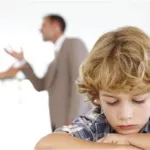صوره عن كيف يؤثر طلاق الأبوين على الأبناء؟ وكيف يمكن تجنبهم توابعه؟