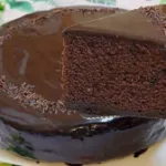 صوره عن طريقة عمل كيكة الشوكولاتة بصوص الشوكولاتة