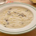 صوره عن طريقة عمل شوربة المشروم بلسان العصفور